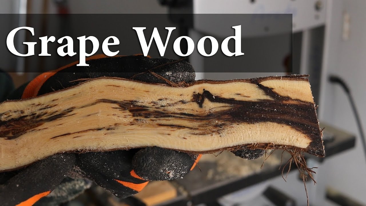 how Grape Wood grain looks like? green Grapes branch wood fibers